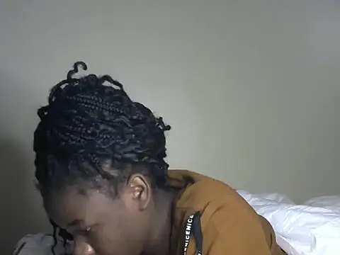 Novah  online show from 10, 11, 2025