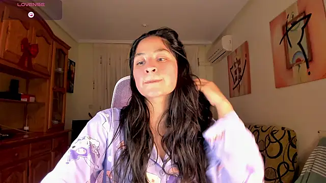 bella apont online show from 17, 2, 2025