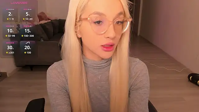 Snapshot of LovelyBianca chatting on 28, 4, 2026 LovelyBianca online show from 28, 4, 2026