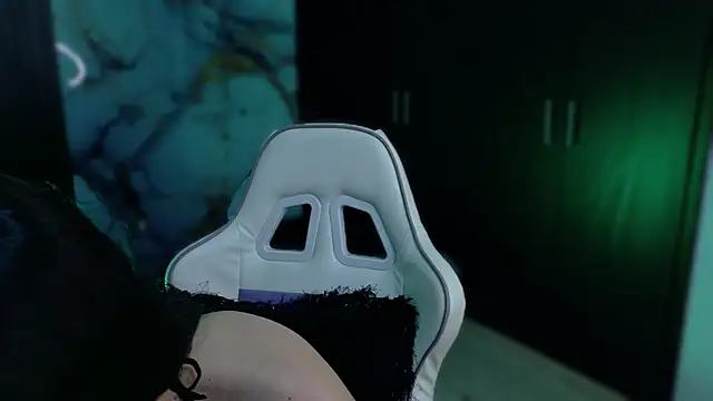 Madison Jackson online show from 23, 9, 2025