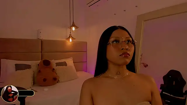 Snapshot of nakamura_sam chatting on 8, 5, 2026 nakamura sam online show from 8, 5, 2026