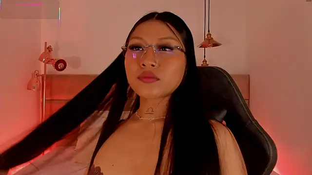 Snapshot of nakamura_sam chatting on 28, 4, 2026 nakamura sam online show from 28, 4, 2026