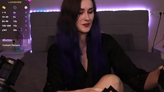 Erotic Synth Goddess online show from 12, 10, 2025