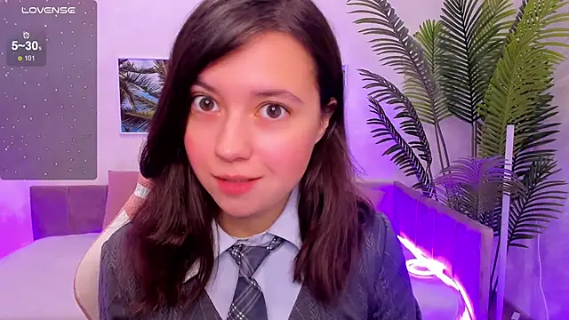 Snapshot of Lina_Brownie chatting on 7, 10, 2025 Lina Brownie online show from 7, 10, 2025