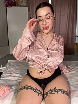 Snapshot of fuckdoll_18 chatting on 11, 2, 2025 fuckdoll 18 online show from 11, 2, 2025