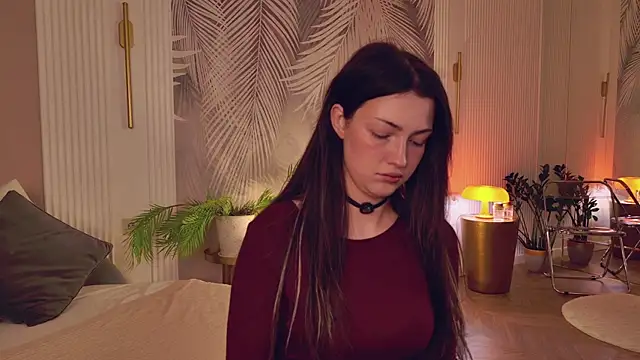 Miley Smile online show from 23, 11, 2025