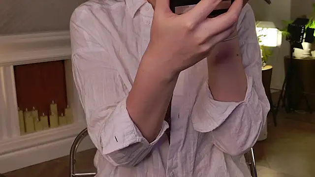 Miley Smile online show from 11, 2, 2026