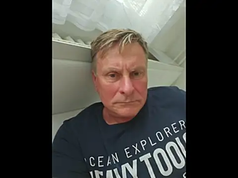 johnnym1 online show from 31, 3, 2026