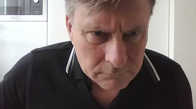 johnnym1 online show from 3, 2, 2025