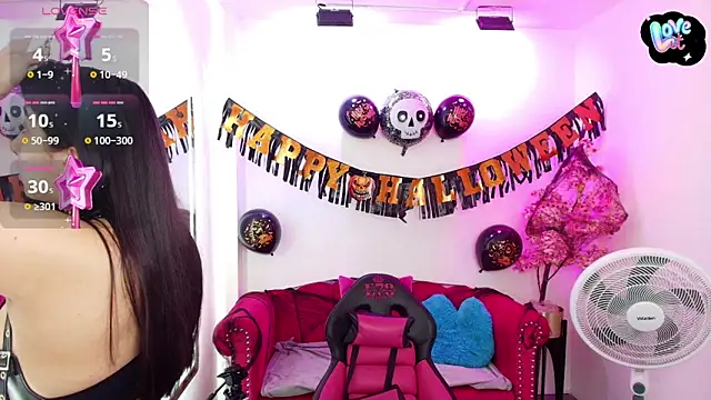 Miss dolly  online show from 30, 10, 2025