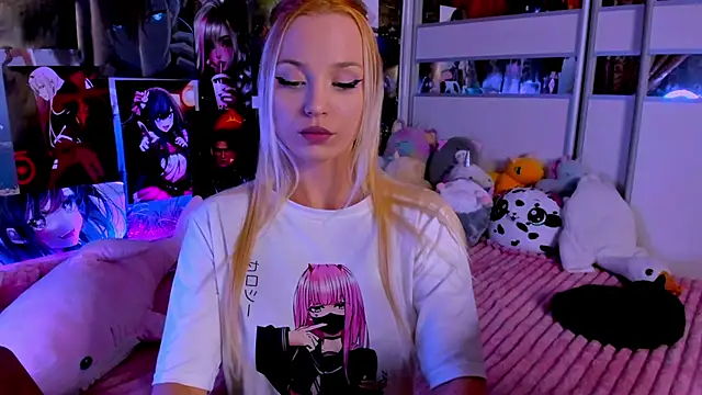 Cute  Pony online show from 5, 12, 2024