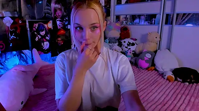 Cute  Pony online show from 15, 10, 2025