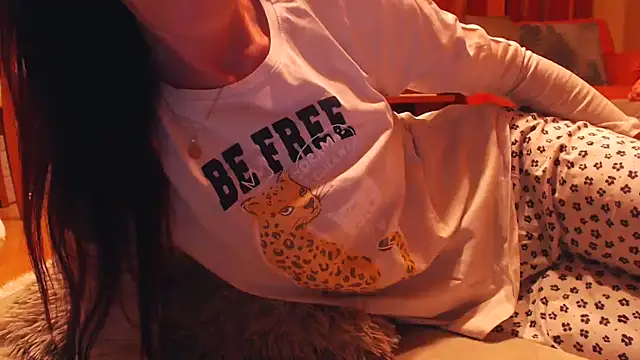 LovelyAndraGirl online show from 16, 3, 2026