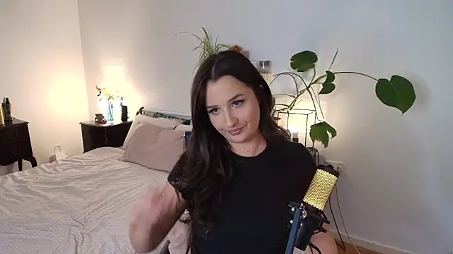 Lenas Room online show from 25, 3, 2026