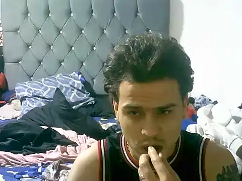 Snapshot of chamitopolla21 chatting on 17, 6, 2026 chamitopolla21 online show from 17, 6, 2026
