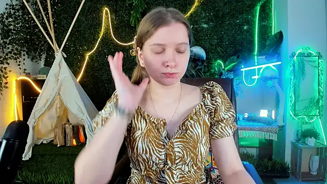 MayaSinabon online show from 9, 9, 2025