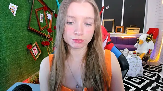 MayaSinabon online show from 12, 2, 2025