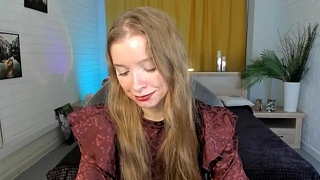 MayaSinabon online show from 1, 2, 2025