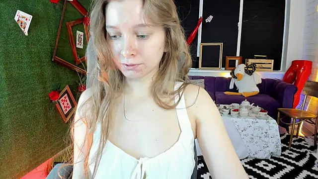 MayaSinabon online show from 2, 2, 2025