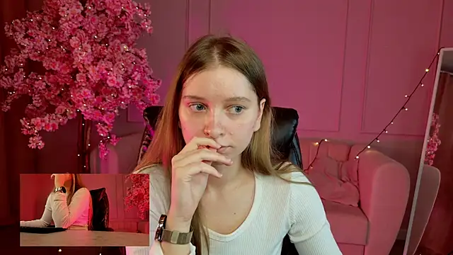 MayaSinabon online show from 11, 3, 2025