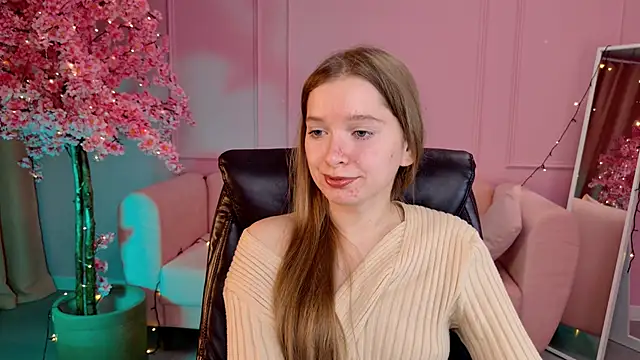 MayaSinabon online show from 4, 3, 2025