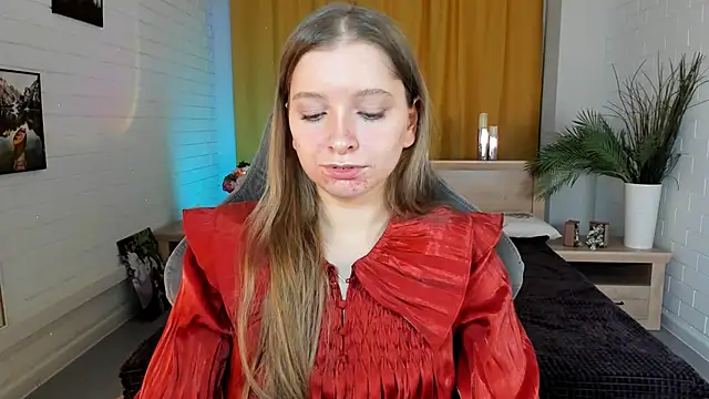 MayaSinabon online show from 4, 2, 2025