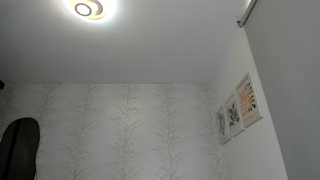 Snapshot of layla_vanegas chatting on 25, 1, 2025 layla vanegas online show from 25, 1, 2025