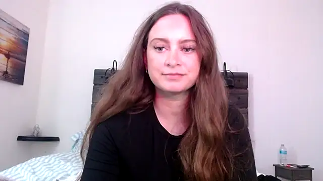 Snapshot of Sophie_Raegan chatting on 18, 2, 2025 Sophie Raegan online show from 18, 2, 2025