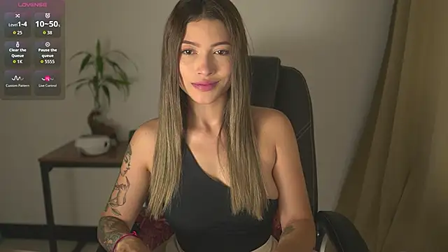 AyraSmith  online show from 29, 6, 2026