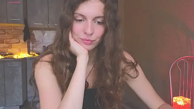 Snapshot of Sereta_Finn chatting on 16, 10, 2025 Sereta Finn online show from 16, 10, 2025