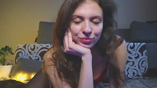 Snapshot of Sereta_Finn chatting on 21, 11, 2025 Sereta Finn online show from 21, 11, 2025