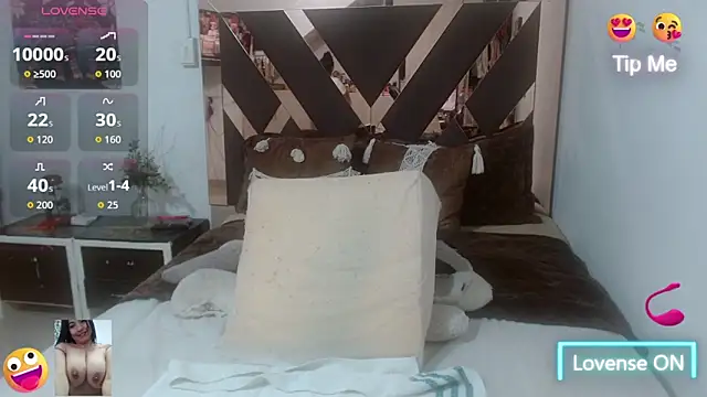 lindaesmeralda online show from 16, 10, 2025