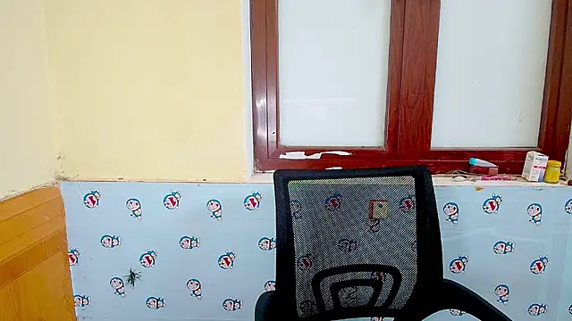   Saphia   online show from 16, 12, 2025