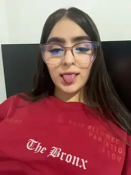 sofia 44 online show from 25, 2, 2026