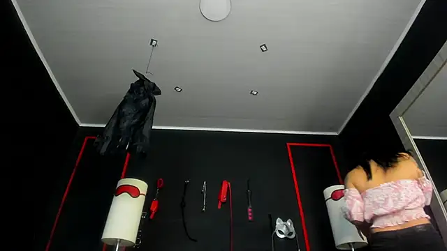 CharlotteScotte online show from 1, 11, 2025