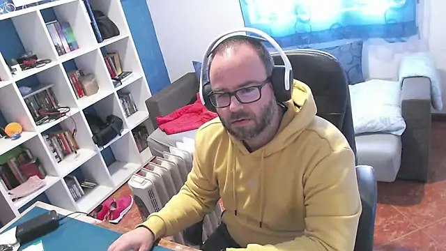 ravingr4d4 online show from 27, 11, 2025