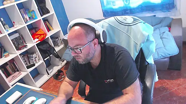 ravingr4d4 online show from 8, 5, 2026