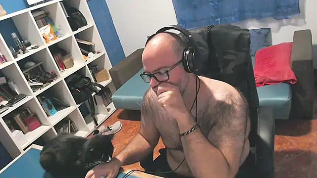 ravingr4d4 online show from 12, 9, 2025