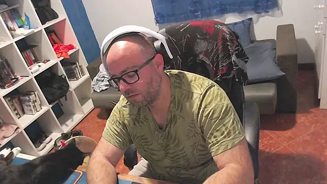 ravingr4d4 online show from 26, 5, 2026