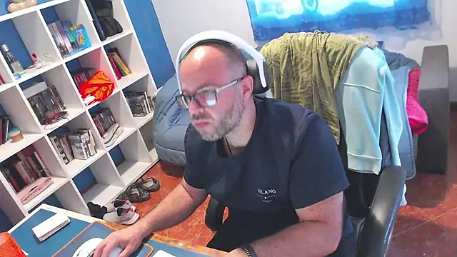 ravingr4d4 online show from 6, 5, 2026