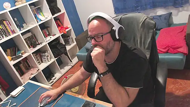 ravingr4d4 online show from 30, 5, 2026