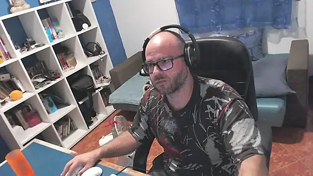 ravingr4d4 online show from 21, 10, 2025