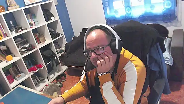 ravingr4d4 online show from 2, 11, 2025