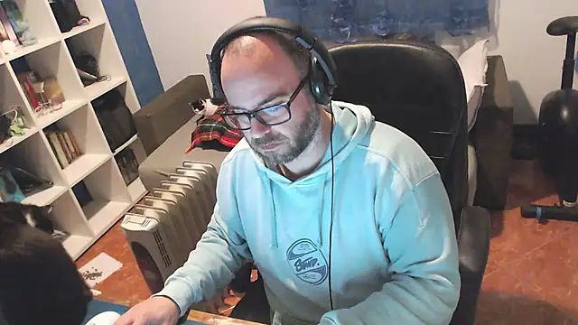 ravingr4d4 online show from 12, 3, 2025
