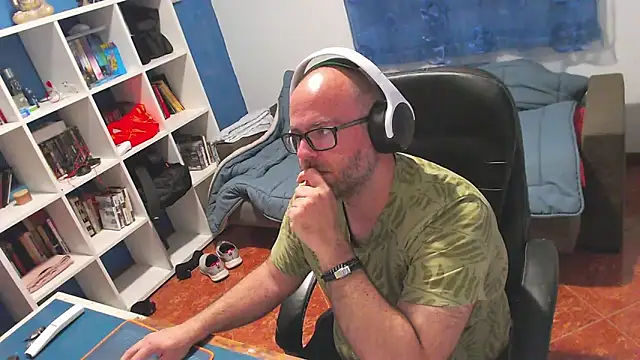 ravingr4d4 online show from 4, 5, 2026