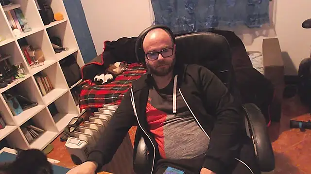 ravingr4d4 online show from 7, 3, 2025