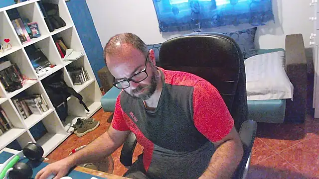 ravingr4d4 online show from 21, 7, 2026