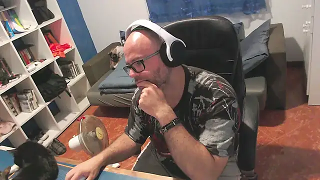 ravingr4d4 online show from 28, 5, 2026