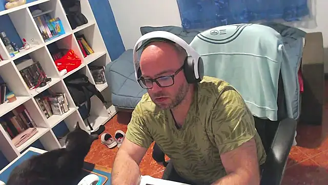 ravingr4d4 online show from 5, 5, 2026