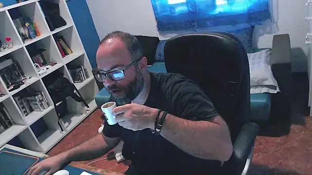 ravingr4d4 online show from 14, 7, 2026